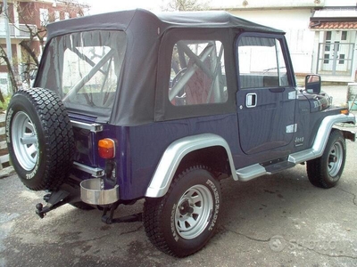 Usato 1981 Jeep Renegade 2.4 Diesel (16.900 €)