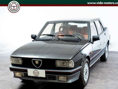 Usato 1984 Alfa Romeo Giulietta 2.0 Benzin 170 CV (44.000 €)