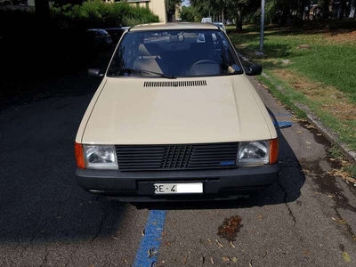 Usato 1985 Fiat Uno 1.0 Benzin 45 CV (3.990 €)