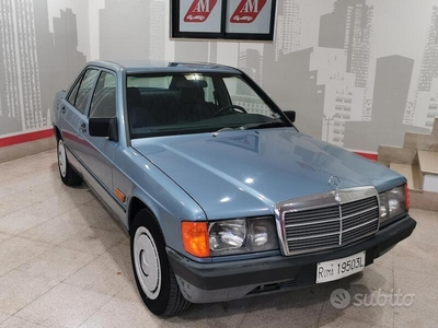 Usato 1985 Mercedes 190 2.0 Benzin 122 CV (3.990 €)