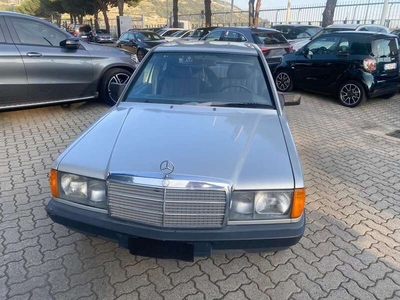 Usato 1987 Mercedes 190 2.3 Benzin 166 CV (7.900 €)