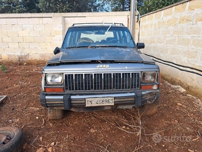 Usato 1988 Jeep Cherokee 2.1 Diesel (1.300 €)