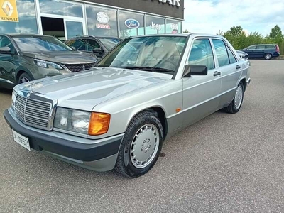 Usato 1991 Mercedes 190 1.8 Benzin 109 CV (9.500 €)