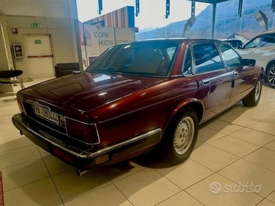 Usato 1993 Jaguar XJ6 4.0 Benzin 222 CV (8.500 €)