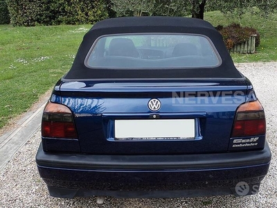 Usato 1995 VW Golf Cabriolet 1.6 Benzin 101 CV (4.800 €)