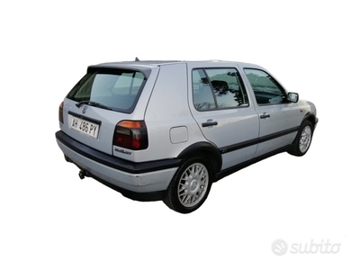Usato 1996 VW Golf III 1.6 Benzin 101 CV (3.500 €)