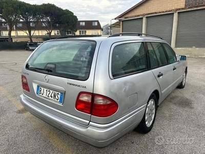 Usato 1997 Mercedes E350 Diesel 113 CV (1.550 €)