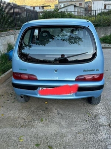Usato 1998 Fiat 600 Benzin (2.000 €)