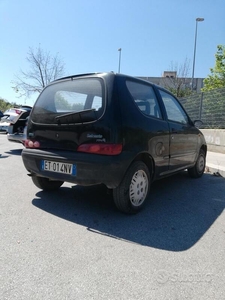 Usato 1999 Fiat 600 Benzin (500 €)