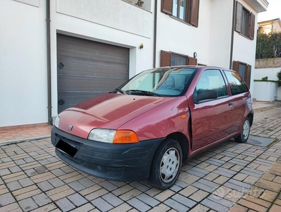 Usato 1999 Fiat Punto Benzin 55 CV (1.990 €)