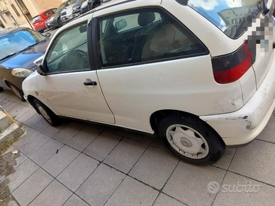 Usato 1999 Seat Ibiza 1.9 Diesel 64 CV (290 €)