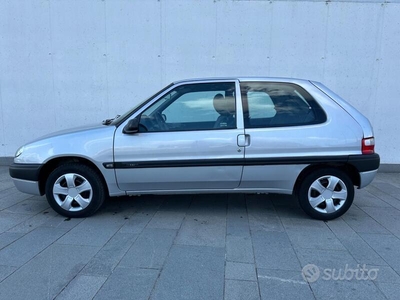 Usato 2000 Citroën Saxo 1.1 Benzin 60 CV (1.999 €)