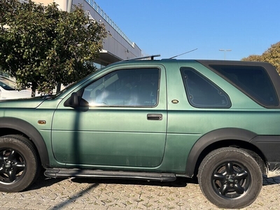 Usato 2000 Land Rover Freelander 2.0 Diesel 111 CV (2.900 €)