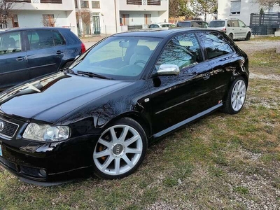 Usato 2001 Audi S3 1.8 Benzin 209 CV (13.500 €)