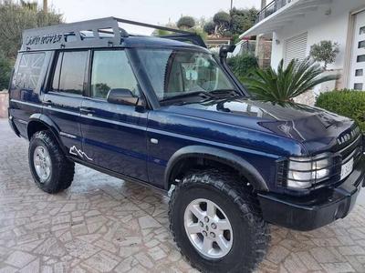 Usato 2001 Land Rover Discovery 2 2.5 Diesel 139 CV (7.900 €)