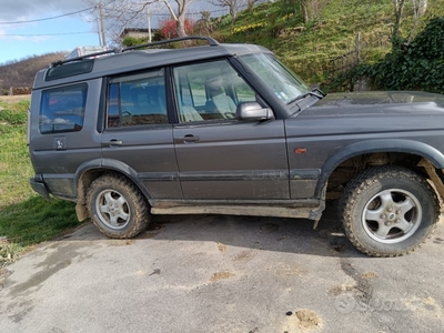 Usato 2001 Land Rover Discovery 2.5 Diesel (8.000 €)