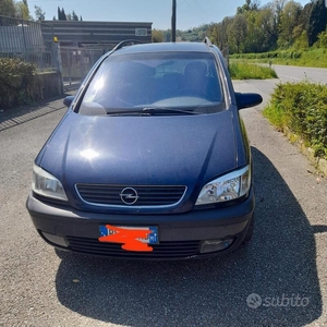 Usato 2001 Opel Zafira 2.0 Diesel 82 CV (1.050 €)