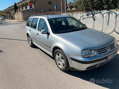 Usato 2001 VW Golf IV 1.6 Benzin 105 CV (3.300 €)