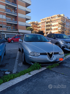 Usato 2002 Alfa Romeo 156 1.7 Benzin 140 CV (1.000 €)