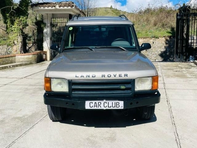 Usato 2002 Land Rover Discovery 2 2.5 Diesel 138 CV (10.900 €)