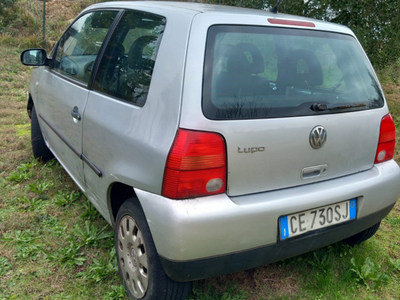 Usato 2002 VW Lupo 1.0 Benzin 50 CV (500 €)