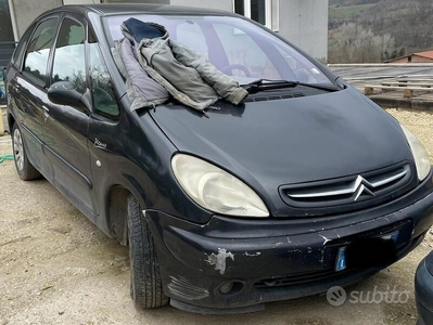 Usato 2003 Citroën Xsara Picasso Diesel (500 €)