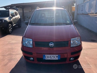 Usato 2003 Fiat Panda 1.2 Benzin 60 CV (2.999 €)
