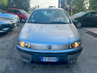 Usato 2003 Fiat Punto 1.2 Benzin 60 CV (1.490 €)