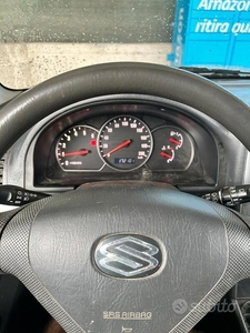 Usato 2003 Suzuki Vitara 2.0 Diesel (6.200 €)