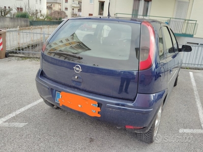 Usato 2004 Opel Corsa 1.2 Diesel 69 CV (1.500 €)