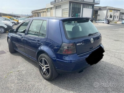 Usato 2004 VW Golf V 1.9 Diesel 116 CV (2.490 €)