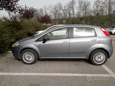 Usato 2005 Fiat Grande Punto 1.2 Benzin 65 CV (3.100 €)