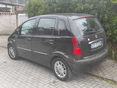 Usato 2005 Lancia Musa 1.4 Benzin 95 CV (2.900 €)