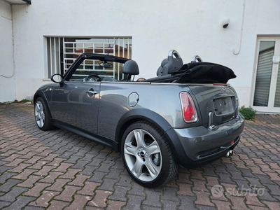 Usato 2005 Mini Cooper S Cabriolet 1.6 Benzin 170 CV (10.750 €)