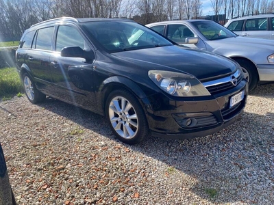 Usato 2005 Opel Astra 1.7 Diesel 120 CV (1.200 €)