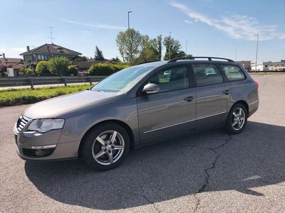 Usato 2005 VW Passat 2.0 Diesel 284 CV (2.700 €)