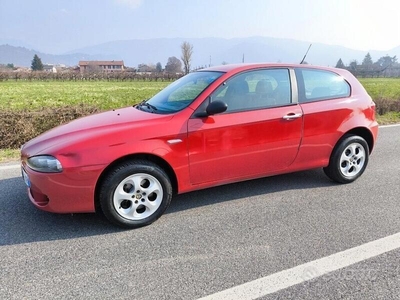 Usato 2006 Alfa Romeo 147 1.9 Diesel (1.500 €)