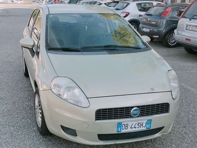 Usato 2006 Fiat Grande Punto 1.2 Benzin 65 CV (2.500 €)