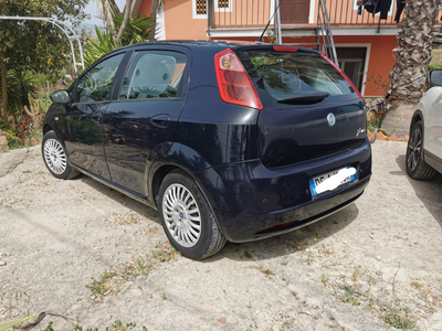 Usato 2006 Fiat Grande Punto 1.2 Diesel 75 CV (3.000 €)