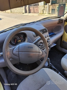 Usato 2006 Fiat Seicento 1.1 Benzin 54 CV (1.400 €)