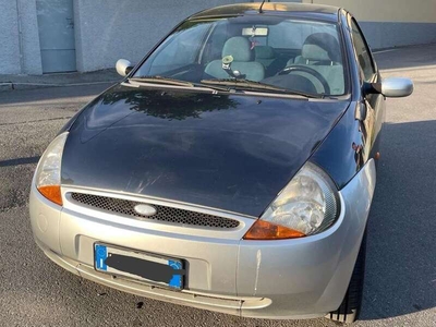 Usato 2006 Ford Ka 1.3 Benzin 69 CV (4.900 €)