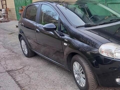 Usato 2007 Fiat Punto 1.4 Benzin 95 CV (2.800 €)