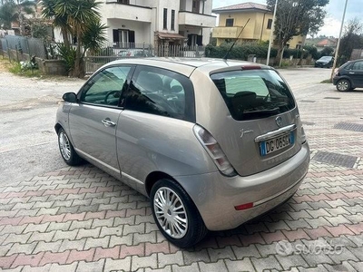 Usato 2007 Lancia Ypsilon 1.3 Diesel (2.200 €)