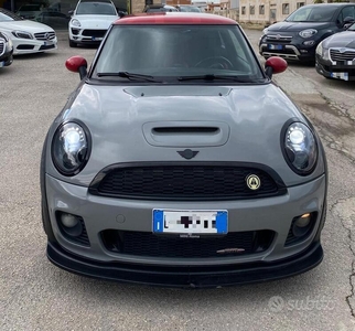 Usato 2007 Mini Cooper S 1.6 Benzin 175 CV (7.499 €)