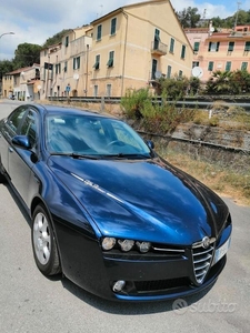 Usato 2008 Alfa Romeo 159 1.9 Diesel 150 CV (3.800 €)