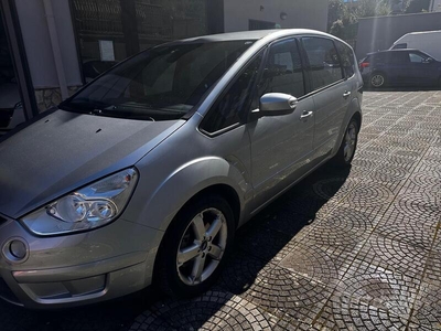 Usato 2008 Ford S-MAX 2.0 Diesel 140 CV (3.200 €)