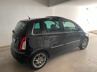 Usato 2008 Lancia Musa 1.2 Diesel 90 CV (4.700 €)