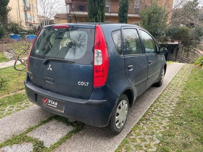 Usato 2008 Mitsubishi Colt 1.1 LPG_Hybrid 75 CV (900 €)