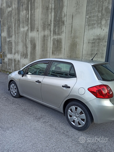 Usato 2008 Toyota Auris 1.4 Diesel 97 CV (2.999 €)