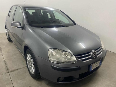 Usato 2008 VW Golf V 1.9 Diesel 105 CV (3.900 €)